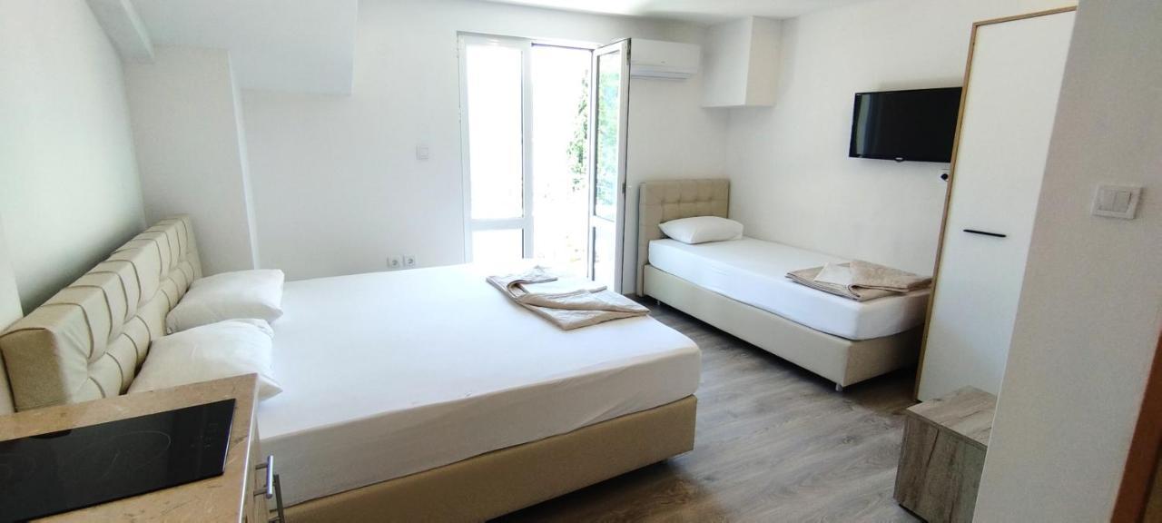 Villa Boka Sunrise Apartments Herceg Novi Room photo